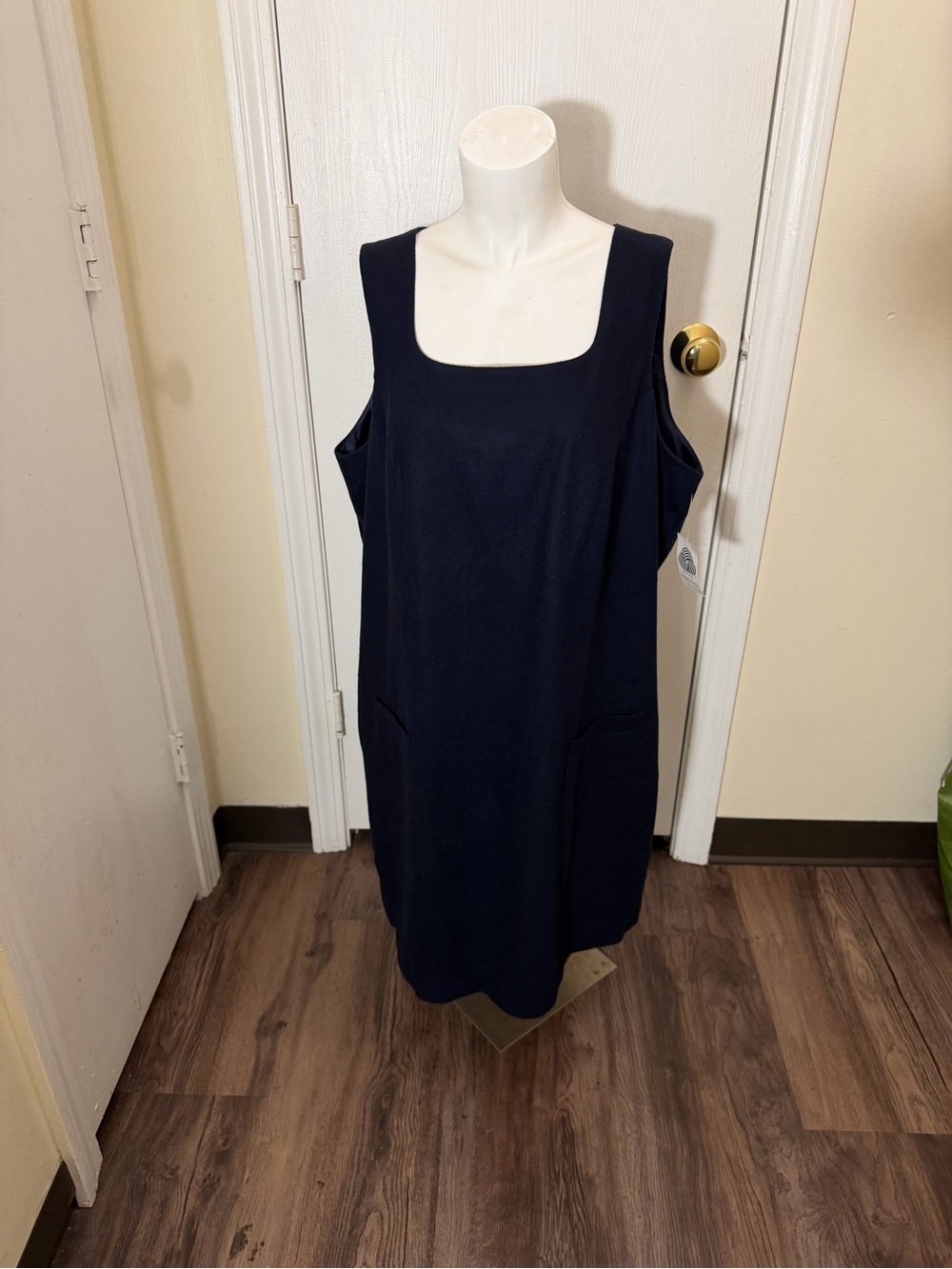 Vintage Worthington 100% Wool Women’s Size 18 Navy Blue Dress Preppy Coquette